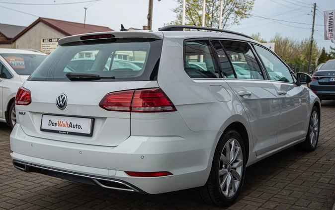 Volkswagen Golf cena 71900 przebieg: 69900, rok produkcji 2019 z Dęblin małe 562